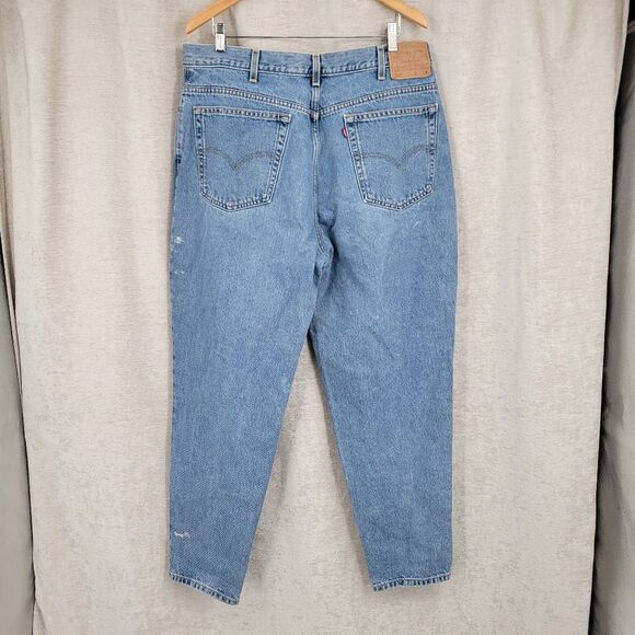 Levi's 550 Vintage Y2K Women's Plus Size 18 Relaxed Fit Tapered Leg Light Wash - Picture 4 of 13